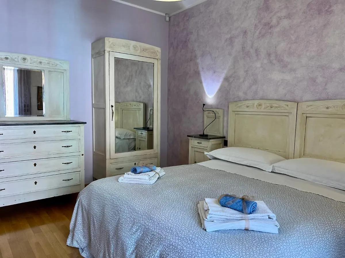 Giulia Apartment And Room Bologna