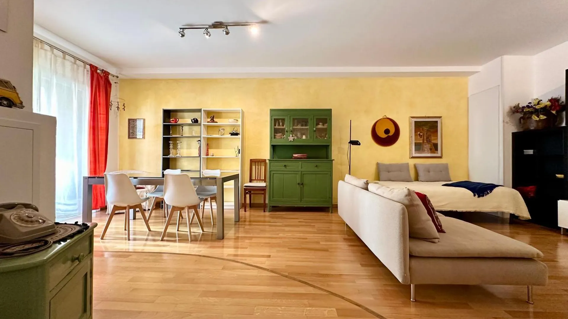 Giulia Apartment And Room Bologna 0*,  Italy